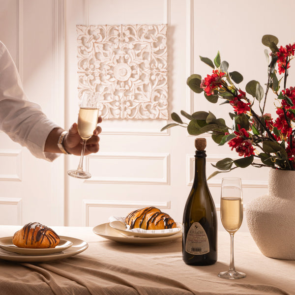 Designing for the Holiday Season: How to Create a Warm & Welcoming Space