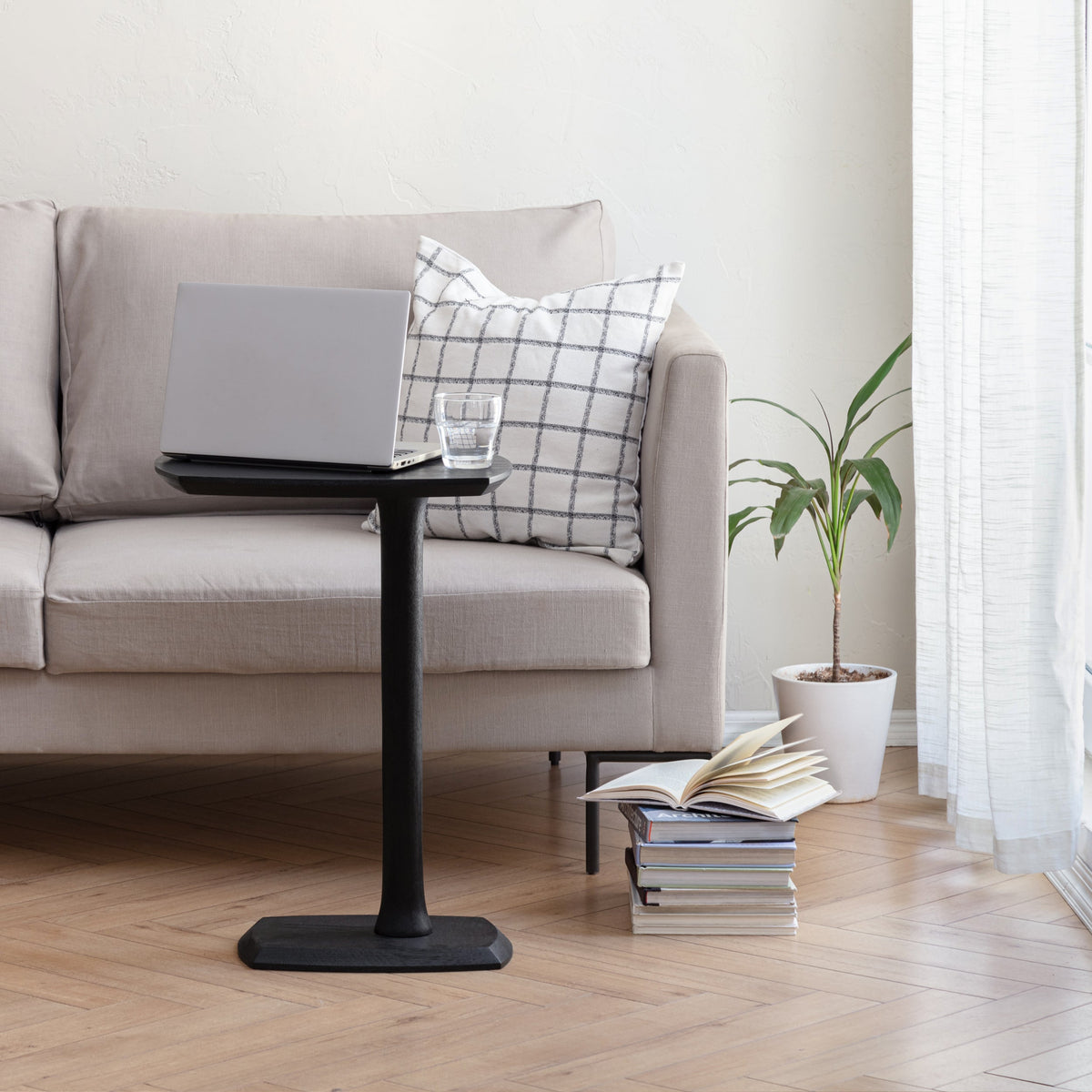 Ellis Side Table - Black