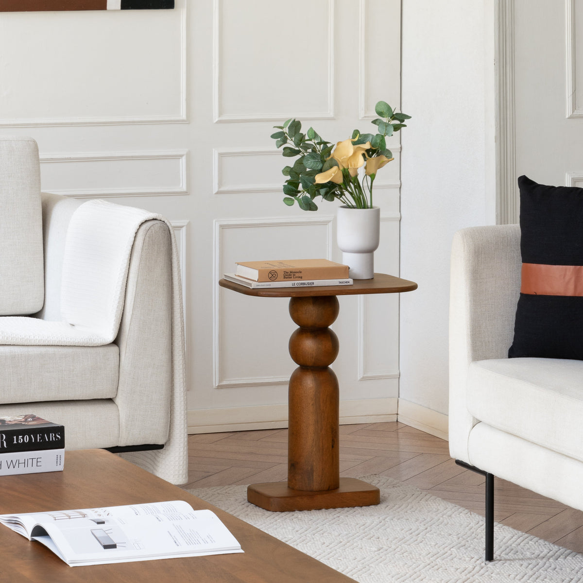 Vita Side Table - Walnut